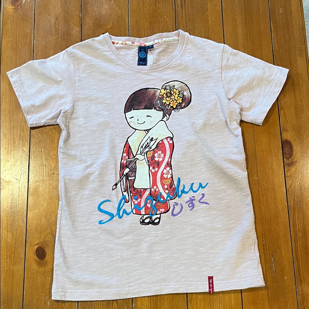 Vintage Nippon Blue Geisha Embroidered Pale Pink T Shirt Size M EUC